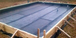 Правильный расчет толщины плитного фундамента для надежности застройки.